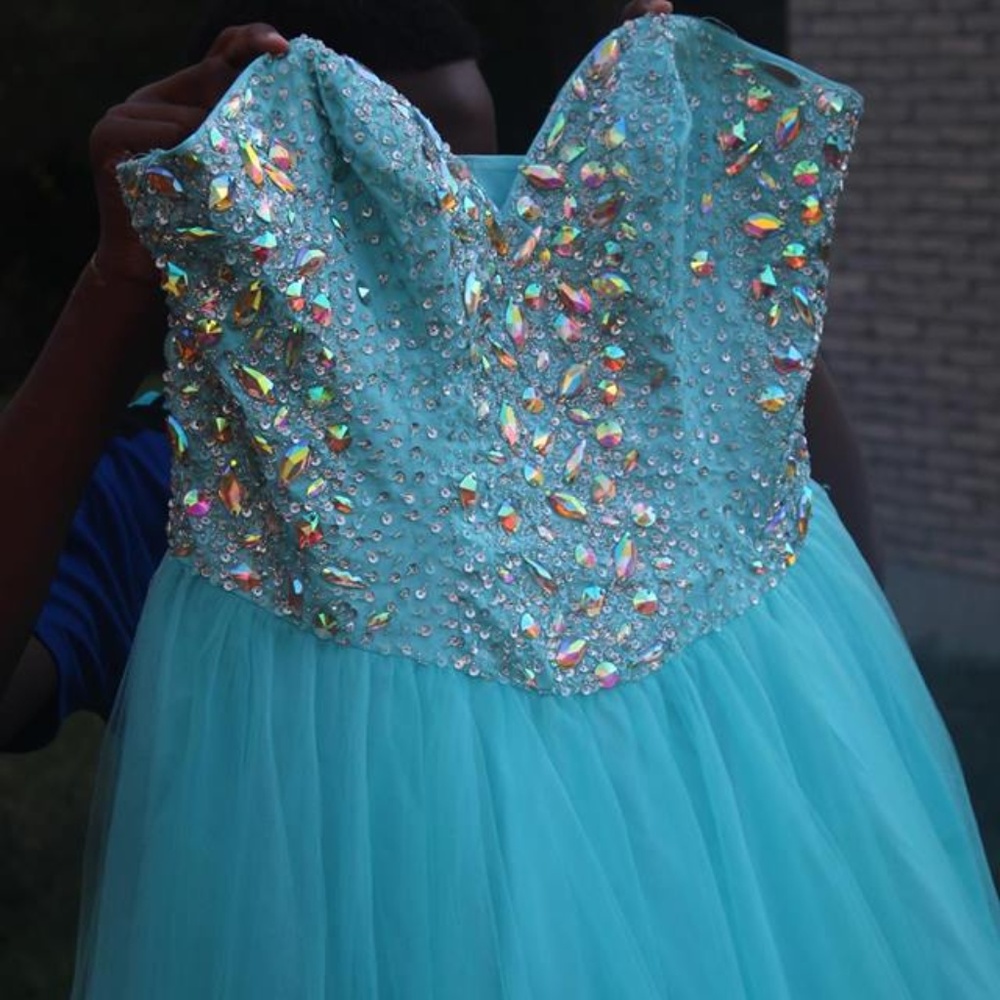 baby blue Prom dress